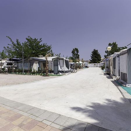 Camping Los Llanos Denia Eksteriør bilde